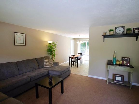 3rd image of 939 Ledro St