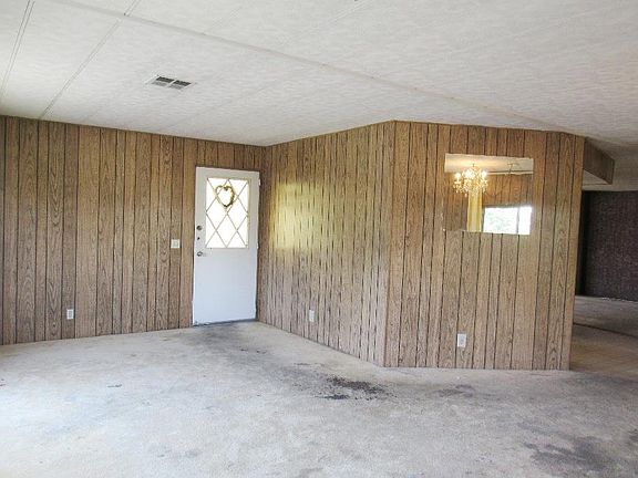 3rd image of 1225 Vienna Dr Space 651