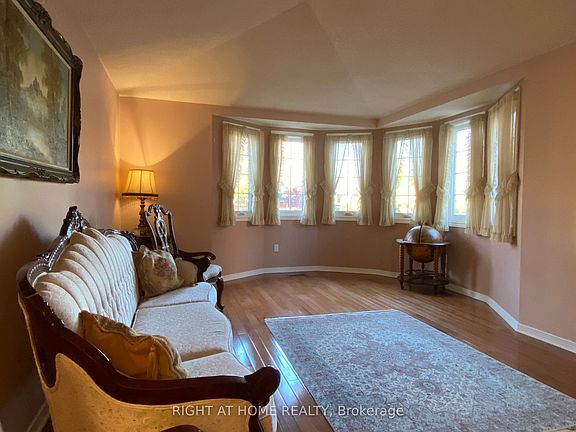 2nd image of 92 Nelson Cir
