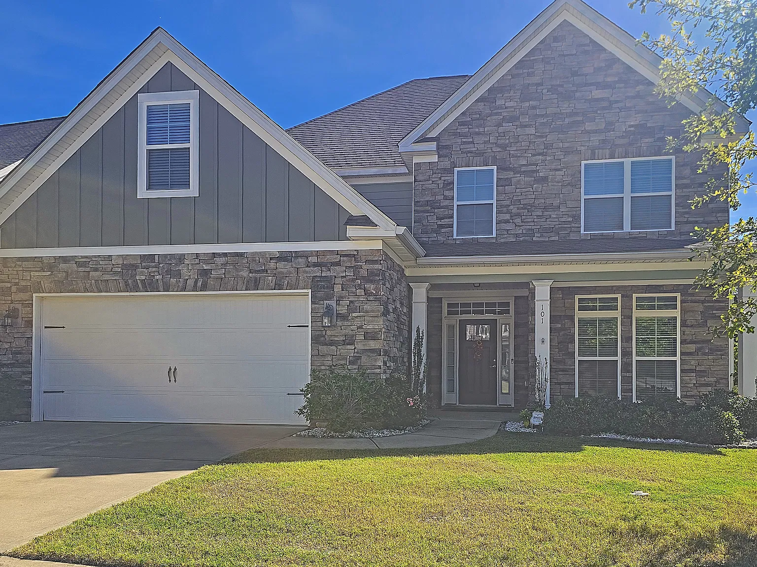 5 bed, 2914 sqft, $2,650 — Photo 3