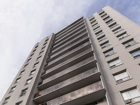 30 Fontenay Ct, Toronto, ON M9A 4W5