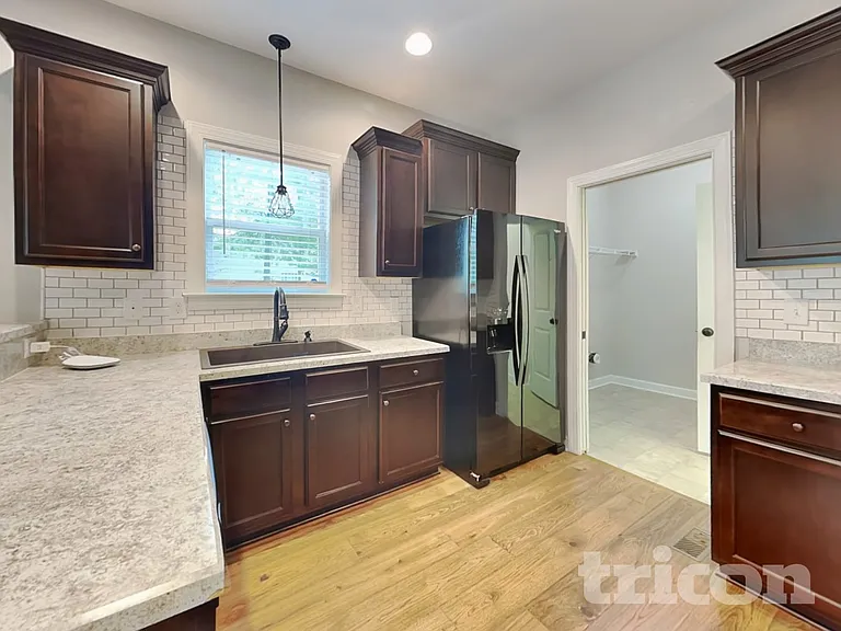 189 Crystal Creek Dr — Photo 7
