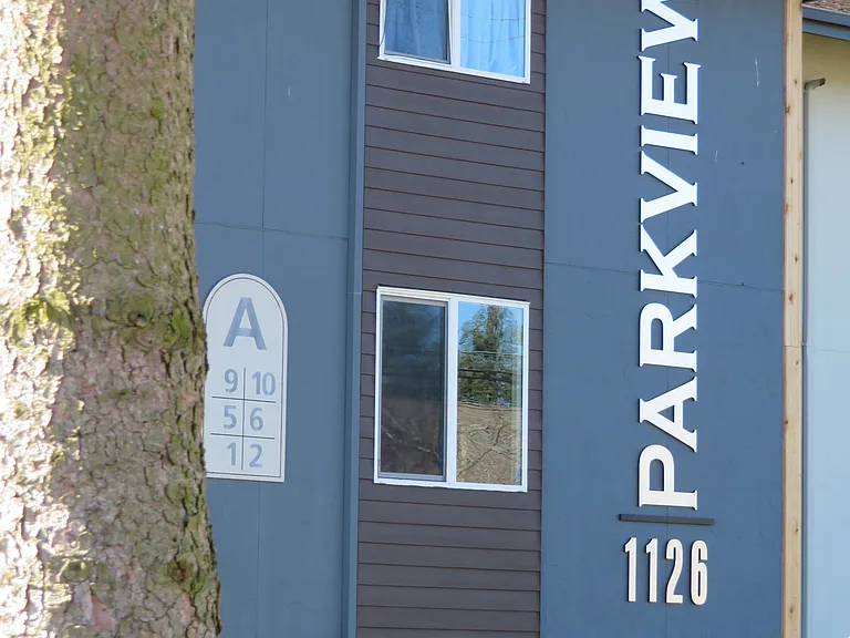 Parkview Apartments — Photo 32