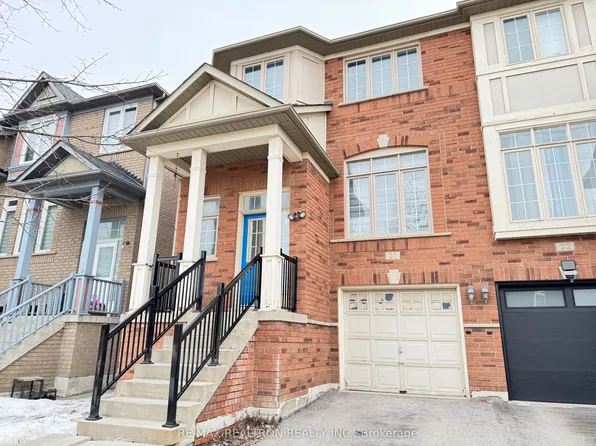 20 Madison Heights Blvd, Markham, ON L6C 2E2