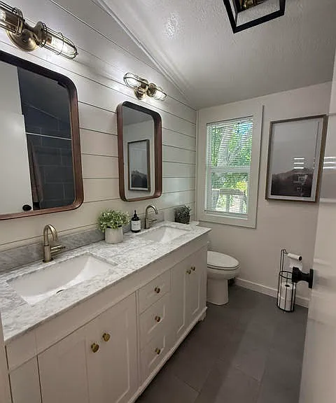 Hall bath