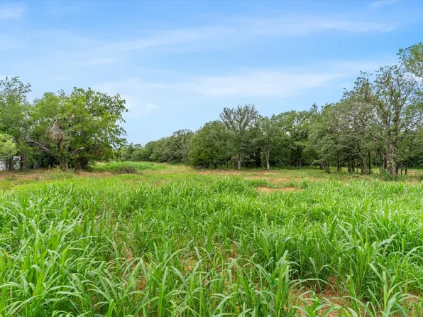 709 County Road 3355, Paradise, TX 76073