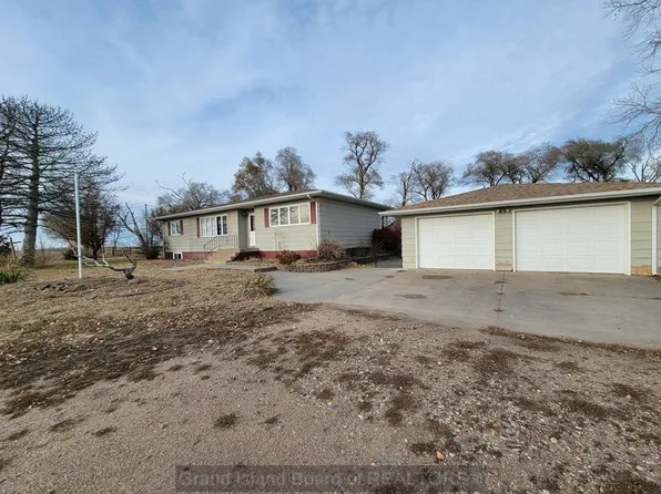 257 E Bismark Rd, Grand Island, NE 68801