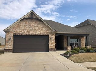 1472 Lemans Blvd, Centerville, OH 45458