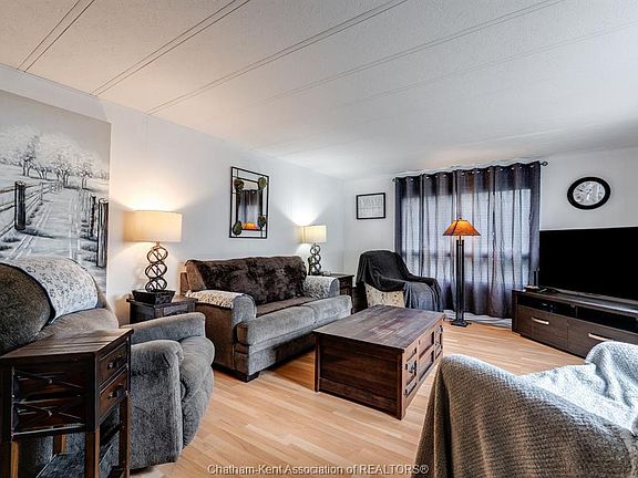 4th image of 96 Regency Dr