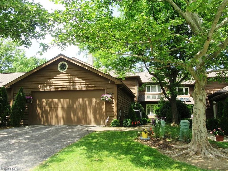 1st image of 6 Sherwood Ct #6