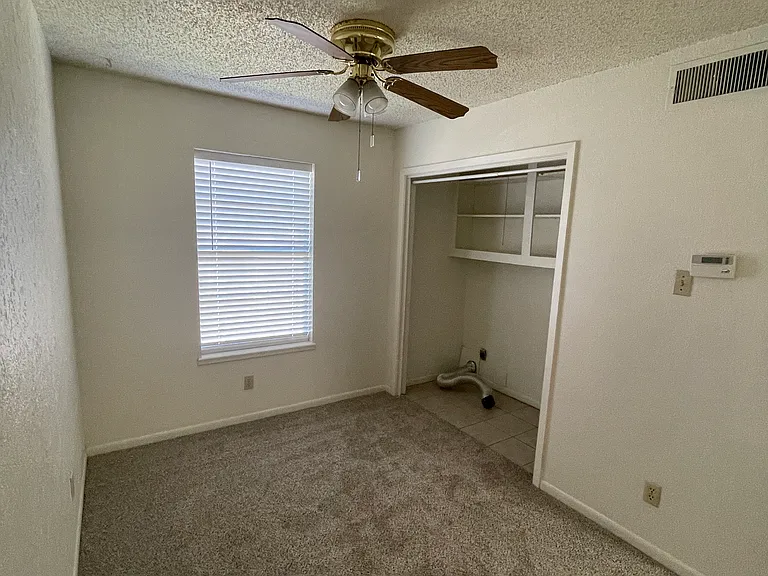 13139 Temple Cir — Photo 8