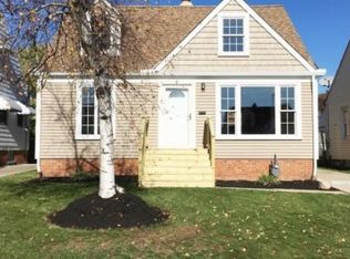 5510 Thornton Dr, Parma, OH 44129
