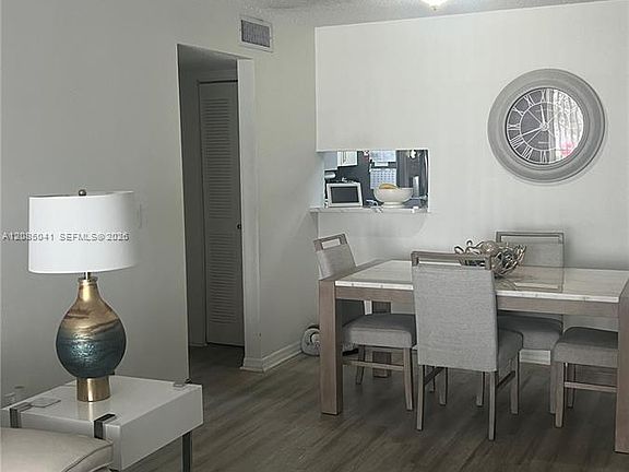 5th image of 1480 W 46th St APT 210
