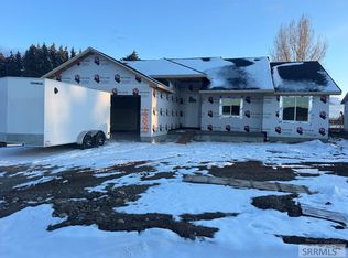 388 Wind River Dr, Shelley, ID 83274