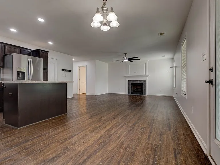 3752 Sunflower St — Photo 31
