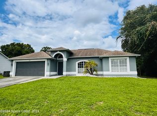 690 Santo Domingo Ave SW, Palm Bay, FL 32908