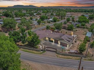 1 Laughlin Dr, Los Lunas, NM 87031