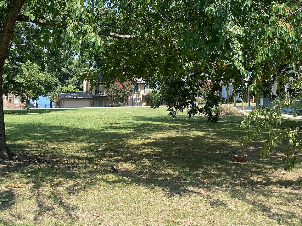 1st image of Morrow Dr