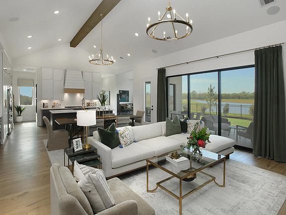 Overlook E Family Room