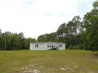 3328 Long Rd, Southport, FL 32409