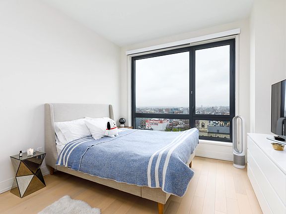 3rd image of 550 Vanderbilt Ave #1315