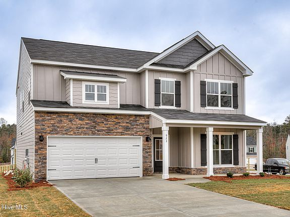 2nd image of 723 Sweetgrass Circle