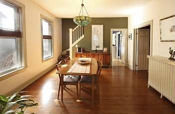 5th image of 1042 Florence Ave