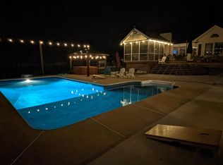 310 Garnet Ln, Smyrna, DE 19977