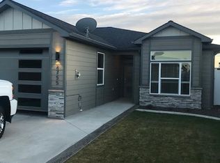 2755 Friesian Ct, West Richland, WA