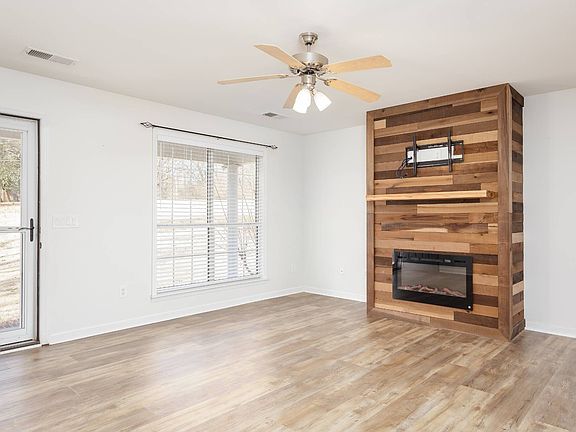 5th image of 330 Allison Dr #5 & 6