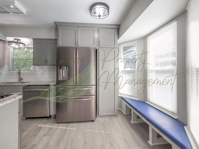 11913 Sycamore Ave — Photo 26