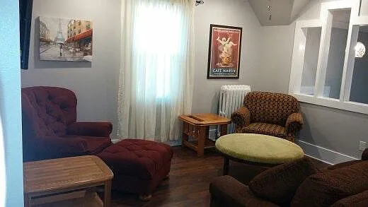 2 bed, 950 sqft, $1,100 — Photo 2