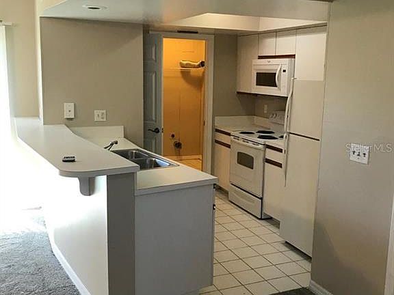 5th image of 1612 Sanibel Dr