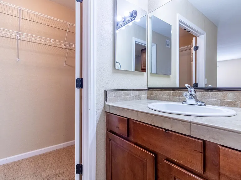 6651 N Campbell Ave #238 — Photo 14
