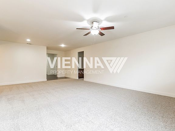 3rd image of 1838 Stageline Cir