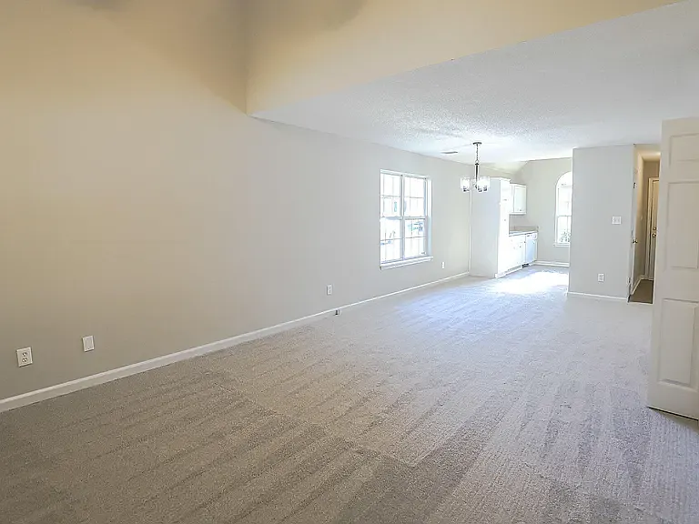 4531 Derryclare Ln — Photo 3