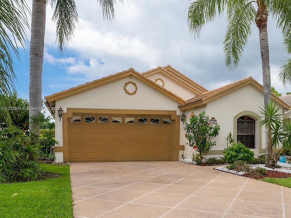 1st image of 10490 S Lexington Cir S