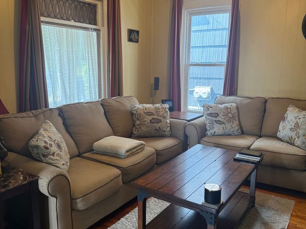 132 Tennyson Ave