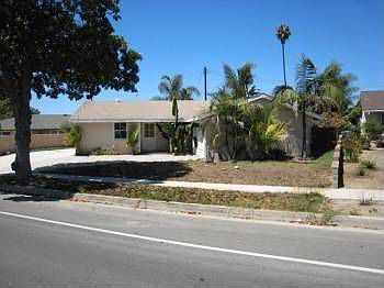 2nd image of 3919 Dean Dr