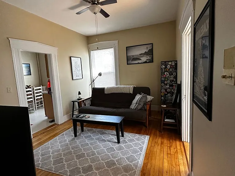 3 Sherbrooke Street — Photo 2