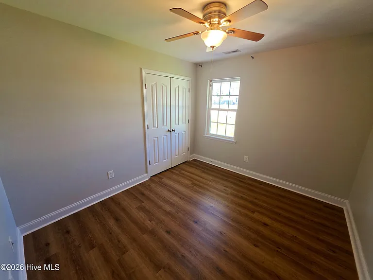 214 Michel Ct — Photo 10