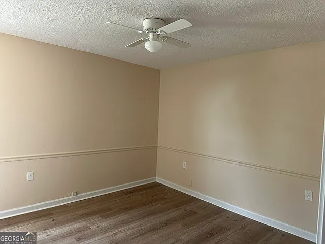 102 W Inman St #1 — Photo 7
