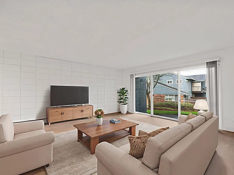 ONE MONTH FREE! Ironwood Greens | Studio, 1 & 2 Bedroom Apartments — Photo 32