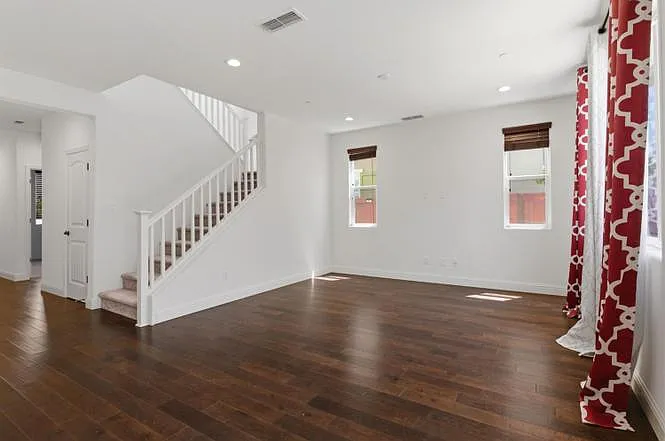 510 E Albertina Ave — Photo 28