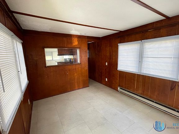 3rd image of 503 Longfellow Blvd