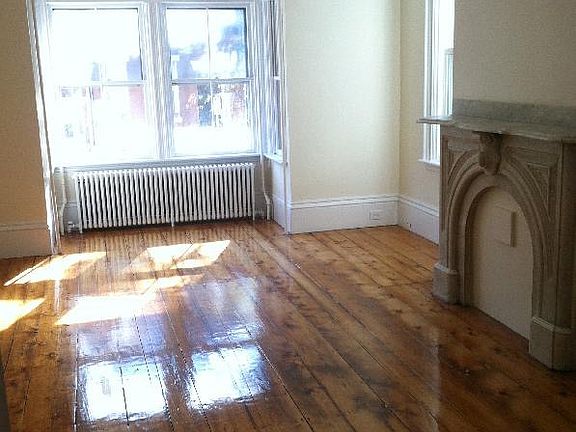 2nd image of 102 Saratoga St #1