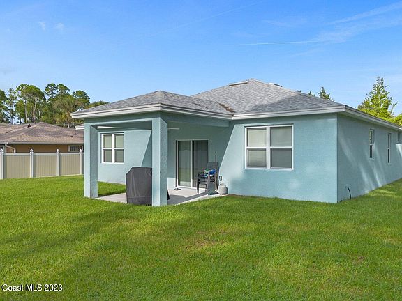 3rd image of 57 Bressler Ln