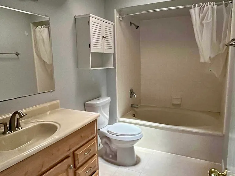 3015 Candlewyck Ln E — Photo 18