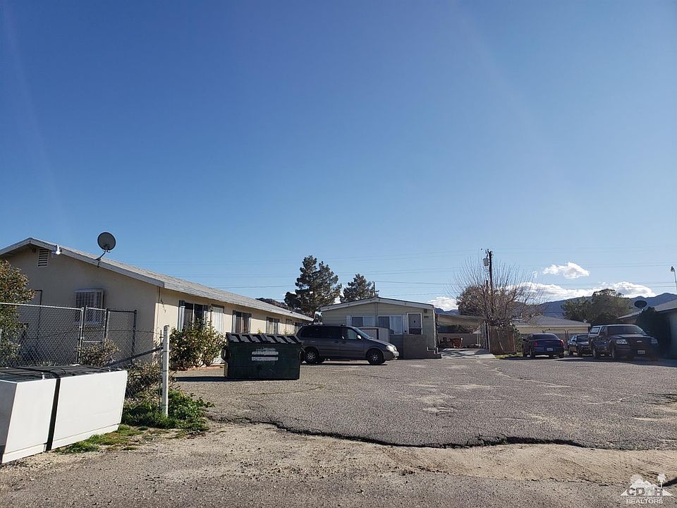 2nd image of 62019 Verbena Rd