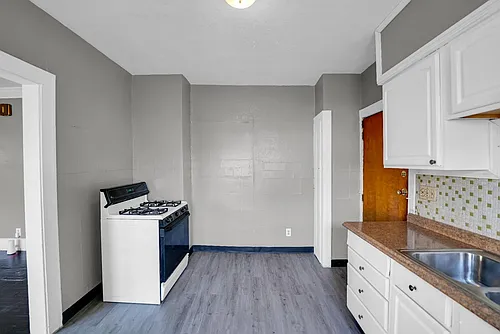 3598 E 143rd St Photo 1 3598 E 143rd St Photo 1